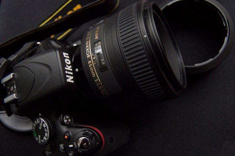 Ống Kính Nikon AF Nikkor 85mm f/1.8G