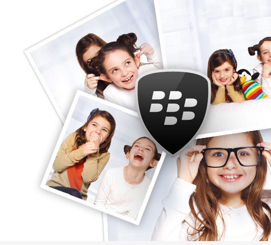 http://tikicdn.com/media/catalog/product/b/l/blackberry-q10-18.jpg