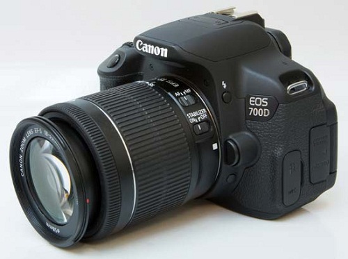 Máy Ảnh Canon 700D Và Lens 18-55 STM