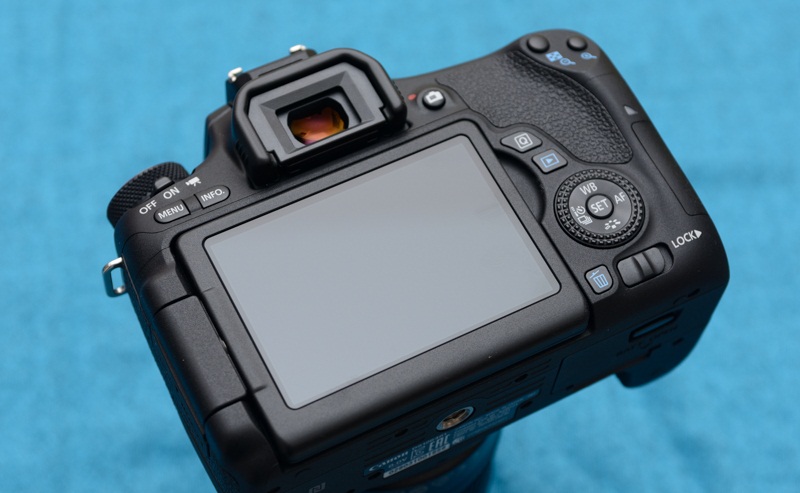 Canon EOS 760D + 18 -135mm STM