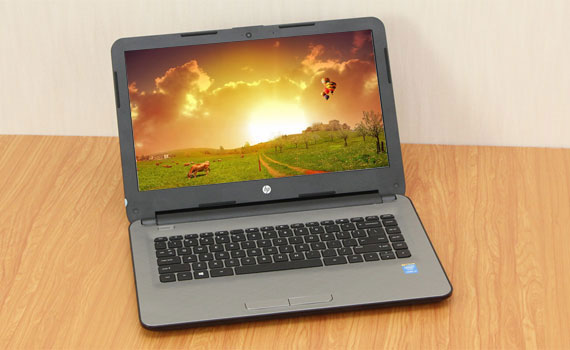 Laptop HP 14-ac133TU P3D13PA Bạc